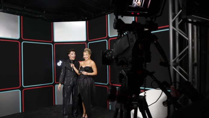 aea55c92-2f31-4ce8-978c-7a597f79ba0c