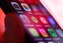 Spotify зупиняє рекламу ICE після критики