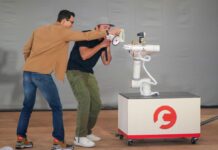 RJ Scaringe з Rivian вважає, що ми робимо роботів неправильно