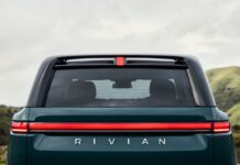 Rivian скасовує доставку моделі R2