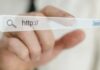 Pourquoi les URL sont-elles toujours en anglais (et quand vont-elles changer) ?